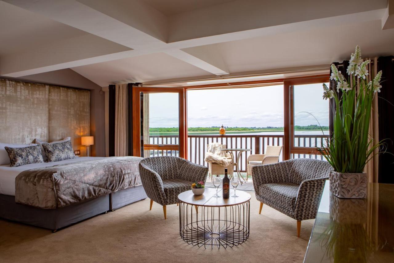 Wineport Lodge Glasson Eksteriør bilde
