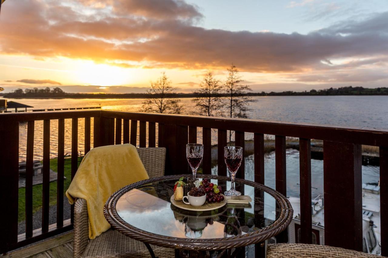 Wineport Lodge Glasson Eksteriør bilde