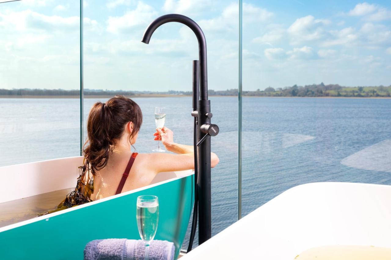 Wineport Lodge Glasson Eksteriør bilde